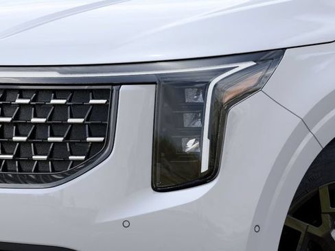New 2026 Kia Carnival SX w/ SX Dark Edition Package FWD image 10