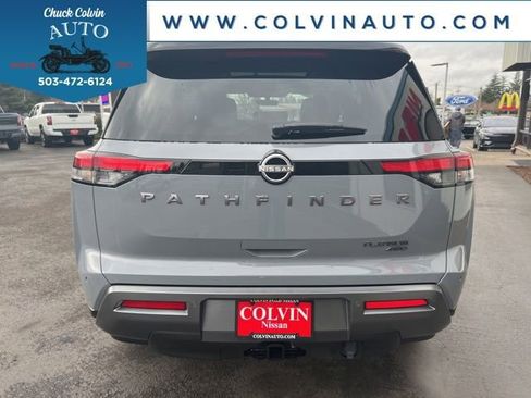 New 2026 Nissan Pathfinder Platinum image 7