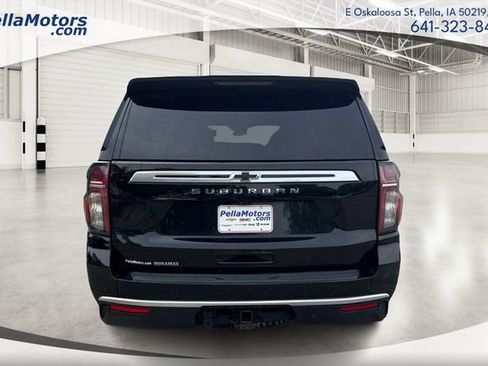 Used 2023 Chevrolet Suburban High Country AWD/4WD image 4
