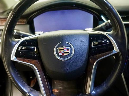 Used 2013 Cadillac XTS Premium image 12