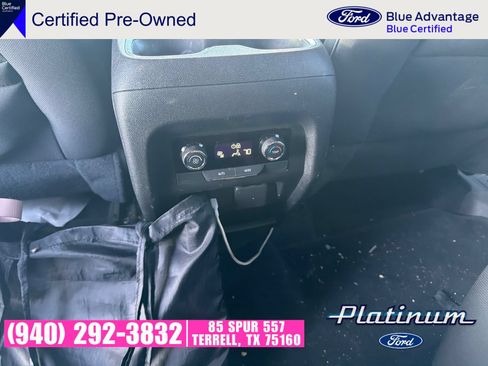 Used 2025 Chevrolet Traverse LT w/ Driver Confidence Package FWD image 8