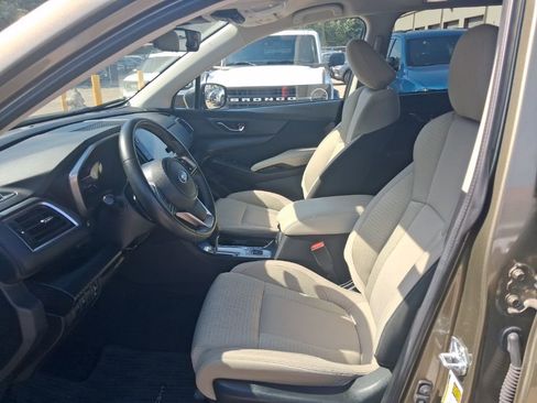 Used 2025 Subaru Ascent Premium AWD/4WD image 4
