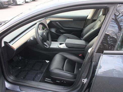 Used 2022 Tesla Model 3 Long Range AWD/4WD image 8