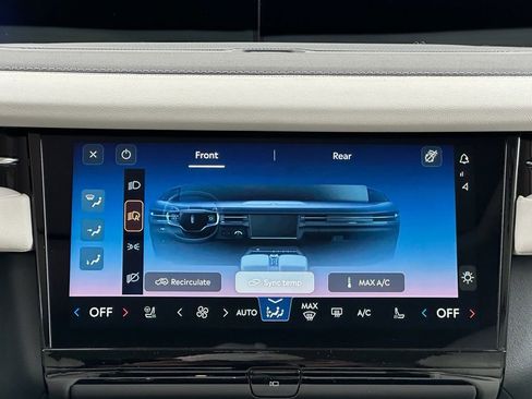 New 2026 Lincoln Navigator L Reserve AWD/4WD image 14
