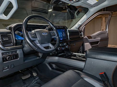 Used 2023 Ford F250 Lariat w/ Sport Appearance Package image 16