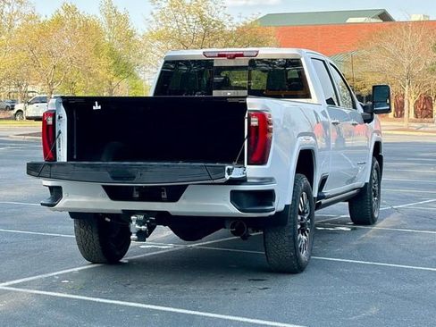 Used 2025 GMC Sierra 2500 Denali Ultimate image 18