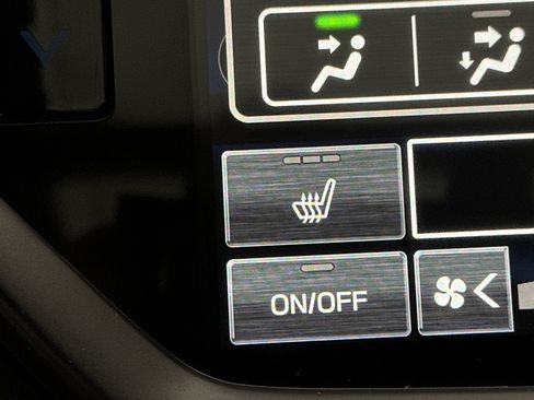 New 2026 Subaru Ascent Limited Bronze image 40