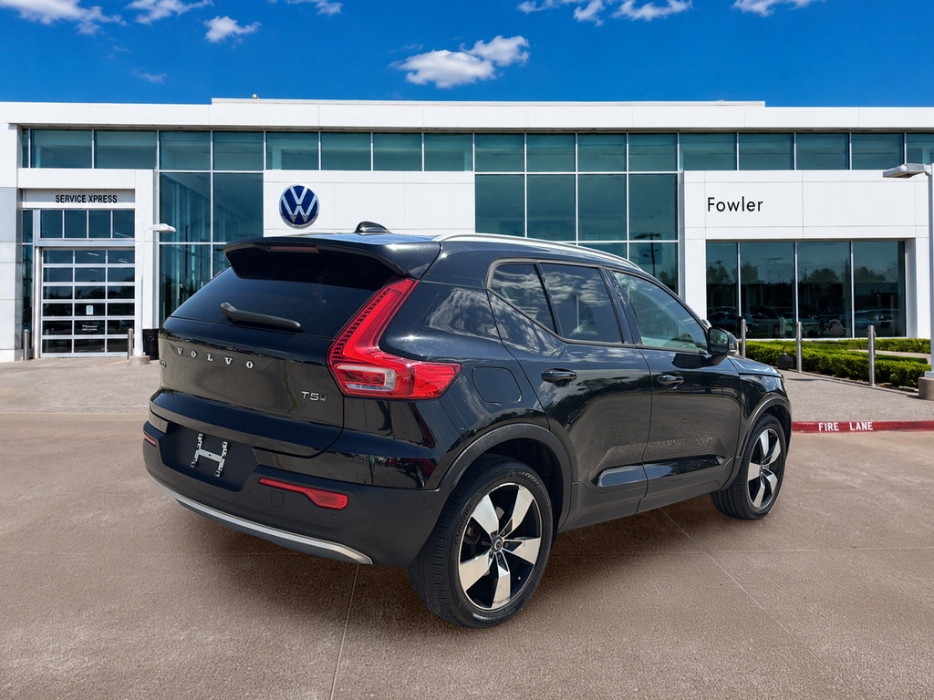 Used 2019 Volvo XC40 T5 Momentum AWD/4WD image 5