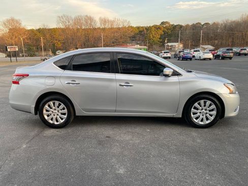 Used 2015 Nissan Sentra SV w/ Cold Weather Package image 5