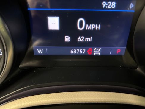 Used 2021 Buick Encore GX Essence w/ Advanced Technology Package image 24