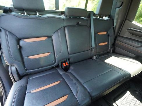 Used 2023 GMC Sierra 1500 AT4 w/ Technology Package AWD/4WD image 27