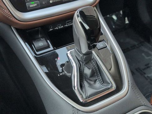 Certified 2025 Subaru Outback Touring w/ Popular Package #2 image 32