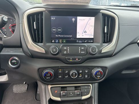 Used 2022 GMC Terrain Denali AWD/4WD image 9