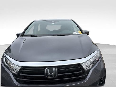 Used 2023 Honda Odyssey Elite image 2