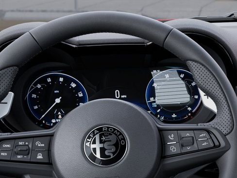 New 2025 Alfa Romeo Tonale w/ Premium Package AWD/4WD image 18