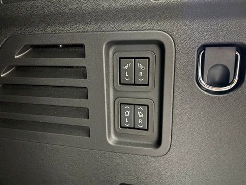 New 2026 Buick Enclave Preferred w/ Power Package image 12