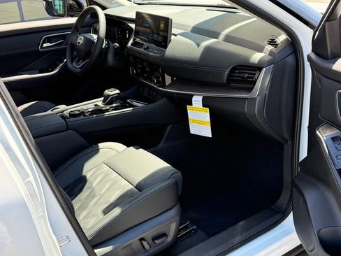 New 2026 Nissan Rogue Platinum AWD/4WD image 27