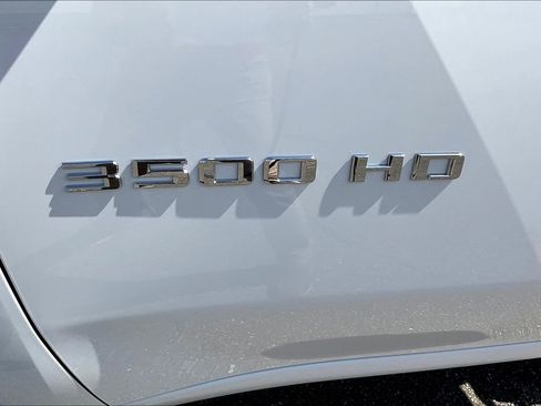 New 2026 Chevrolet Silverado 3500 LT w/ Convenience Package AWD/4WD image 7