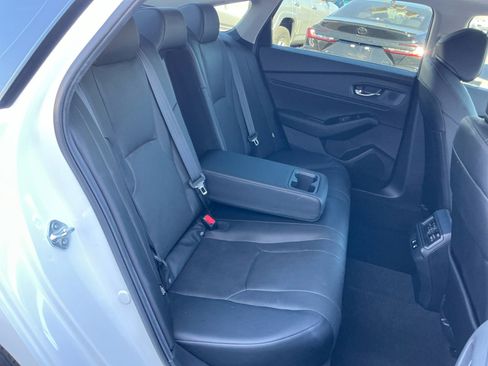 Used 2024 Honda Accord Touring image 18