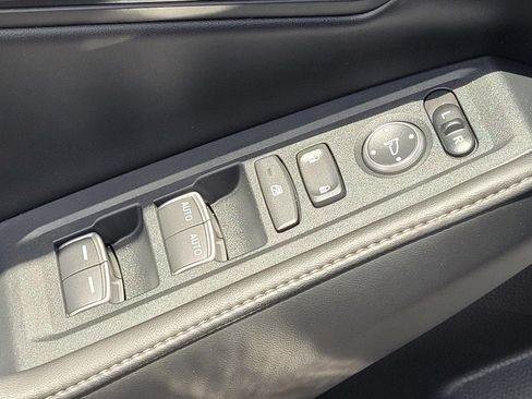 Used 2025 Honda Accord Sport image 23