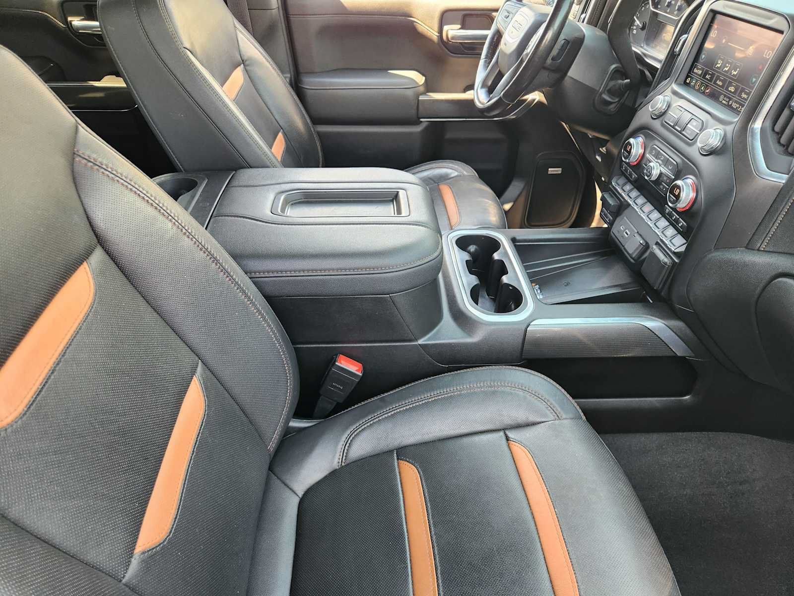 Used 2021 GMC Sierra 1500 AT4 w/ AT4 Premium Package AWD/4WD image 13