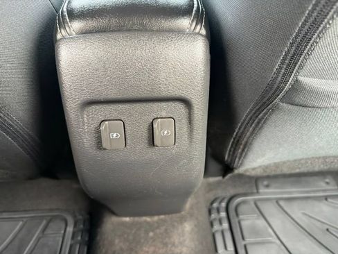 Used 2024 Nissan Kicks SV FWD image 20