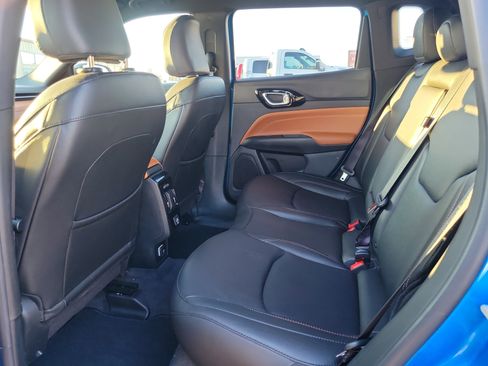 Used 2024 Jeep Compass Limited image 23