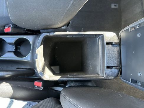 Used 2017 Kia Forte S image 27