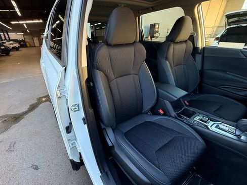 Certified 2023 Subaru Forester Premium AWD/4WD image 15