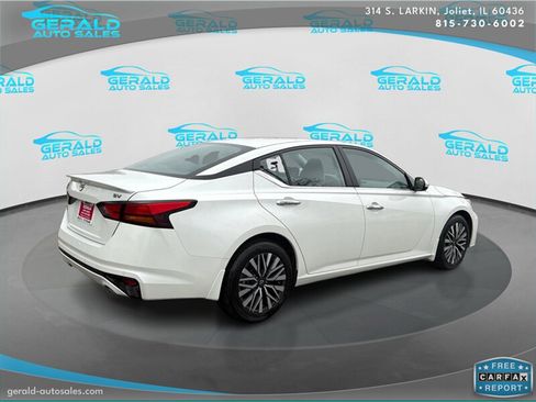 Used 2024 Nissan Altima 2.5 SV w/ SV Premium Package image 7