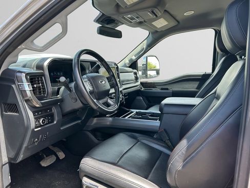 Used 2024 Ford F250 Lariat w/ Lariat Ultimate Package AWD/4WD image 11