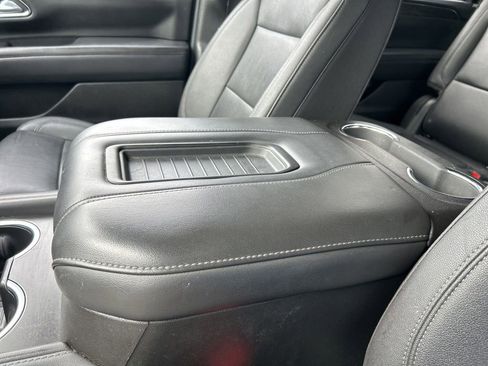 Used 2023 Chevrolet Suburban LT image 29