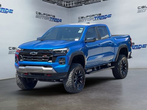 Used 2024 Chevrolet Colorado Z71 w/ Z71 Convenience Package 2 image 9