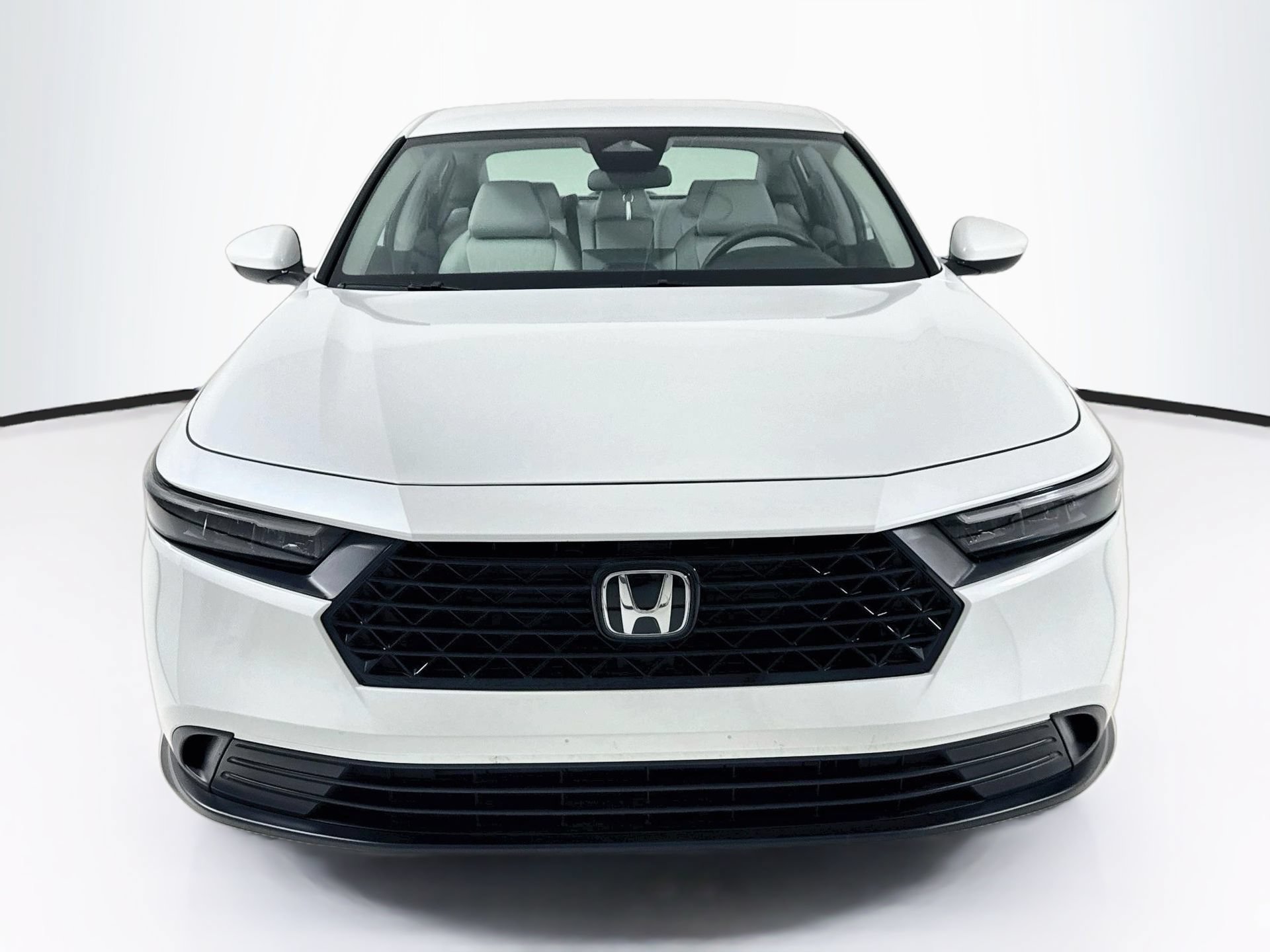 Used 2025 Honda Accord LX image 2