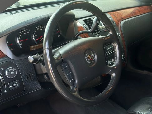 Used 2006 Cadillac DTS image 13