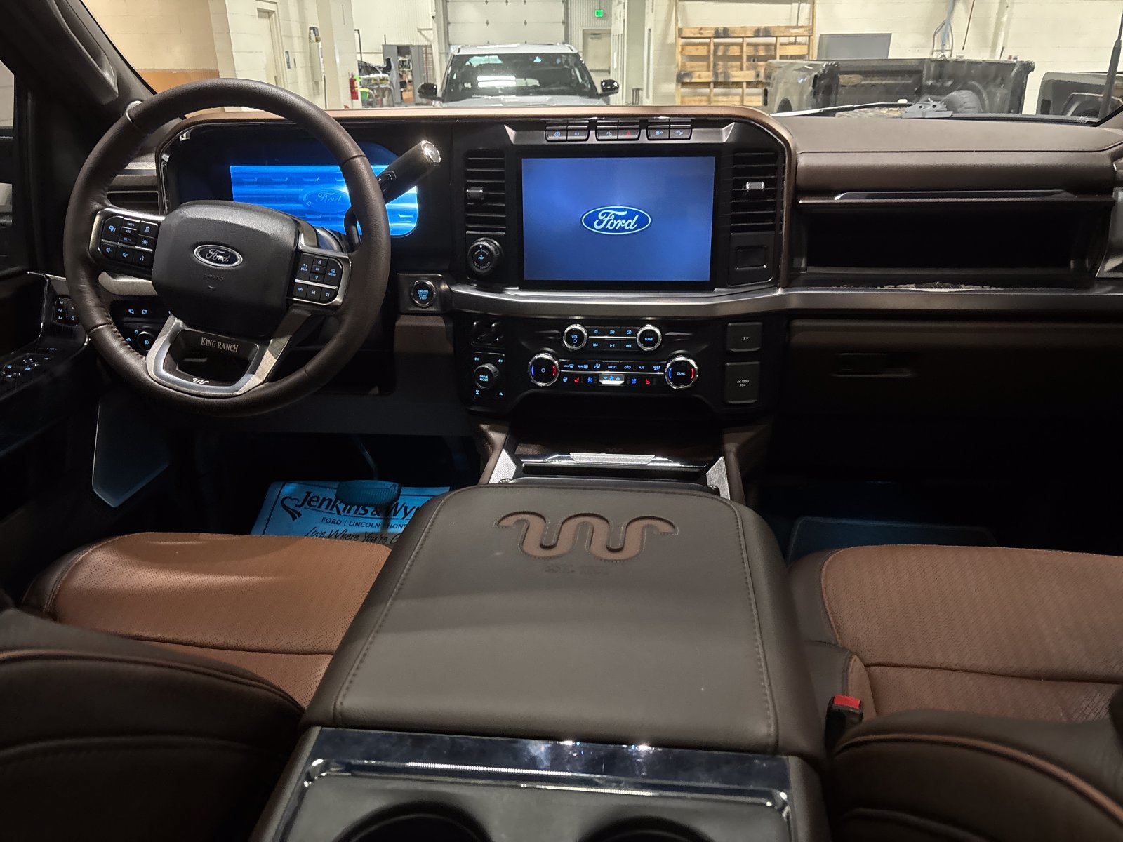 Certified 2024 Ford F350 King Ranch w/ Chrome Package AWD/4WD image 8