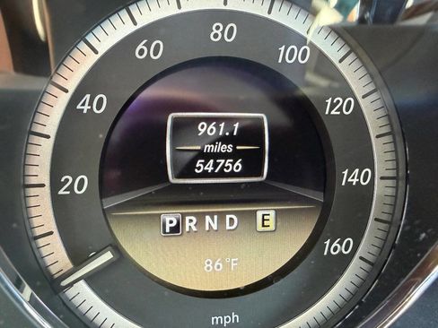 Used 2012 Mercedes-Benz E 350 Cabriolet image 8