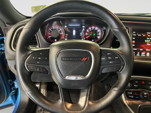 Used 2016 Dodge Challenger SXT Plus RWD image 13
