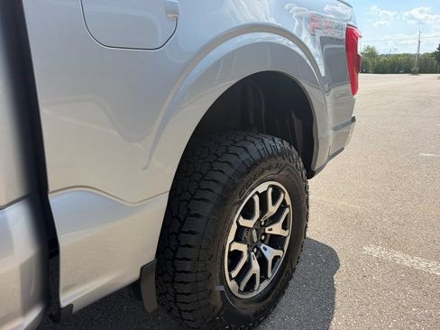 Used 2021 Ford F150 Lariat AWD/4WD image 11