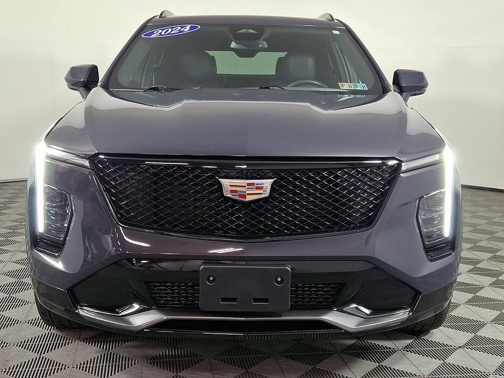 Certified 2024 Cadillac XT4 Sport w/ Cold Weather Package AWD/4WD image 5