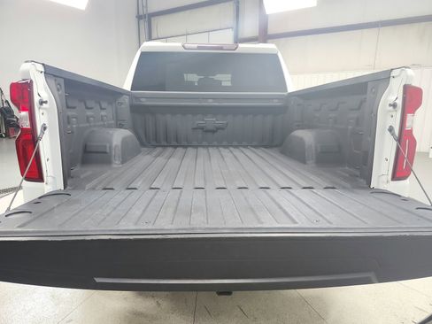 Used 2022 Chevrolet Silverado 1500 RST AWD/4WD image 44