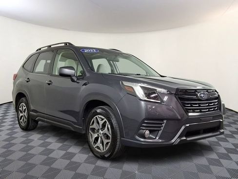 Used 2022 Subaru Forester Premium AWD/4WD image 1