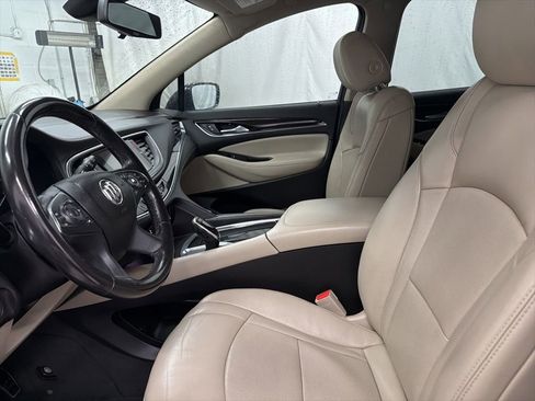 Used 2019 Buick Enclave Essence image 15