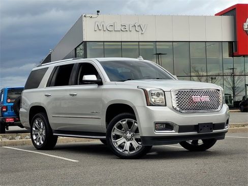 Used 2016 GMC Yukon Denali w/ Open Road Package image 26