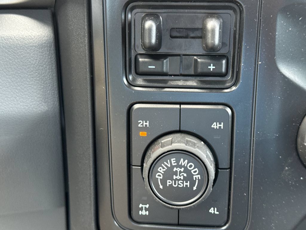 New 2027 Ford F250 XLT w/ Tremor Off-Road Package AWD/4WD image 28