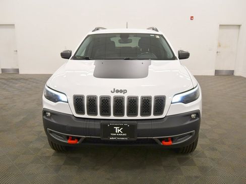 Used 2019 Jeep Cherokee Trailhawk w/ Cold Weather Group image 11