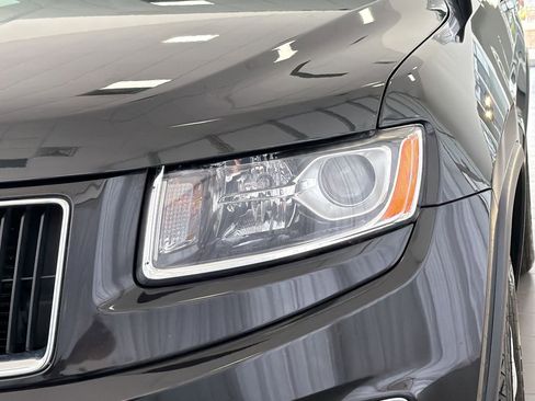 Used 2016 Jeep Grand Cherokee Limited image 11