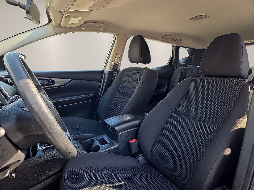 Used 2019 Nissan Rogue Sport S FWD image 13