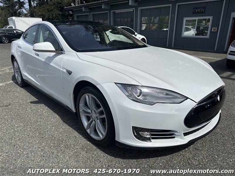 Used 2013 Tesla Model S RWD image 1