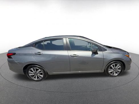 Used 2025 Nissan Versa SV FWD image 16